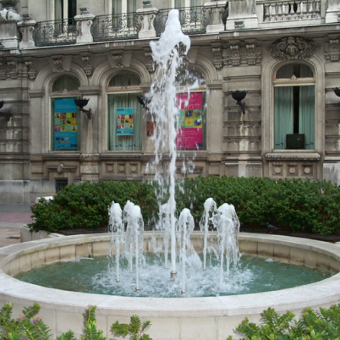 FUENTE CALLE LOS MOROS